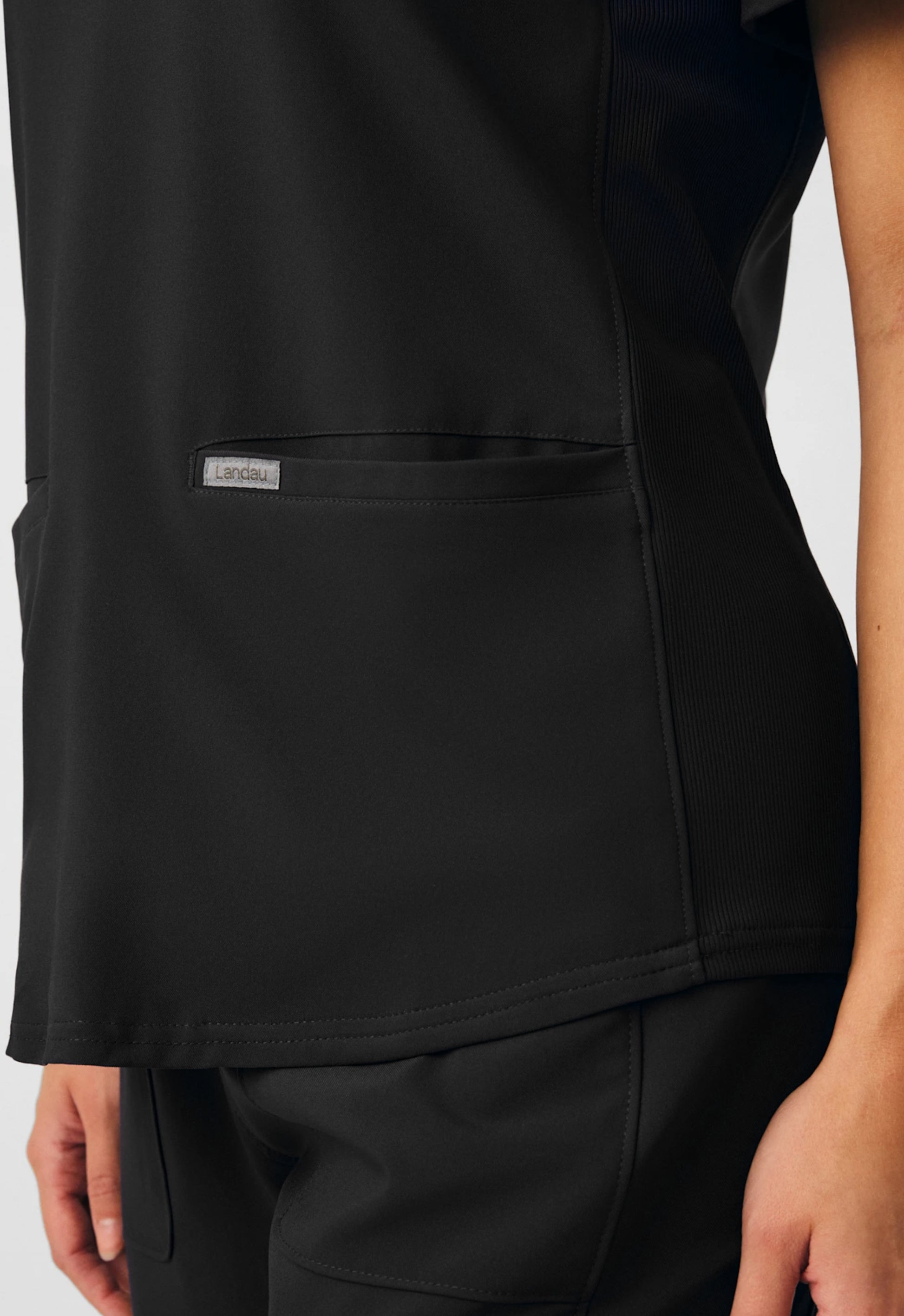 POLERA CLÍNICA MUJER FORWARD LT100 NEGRO