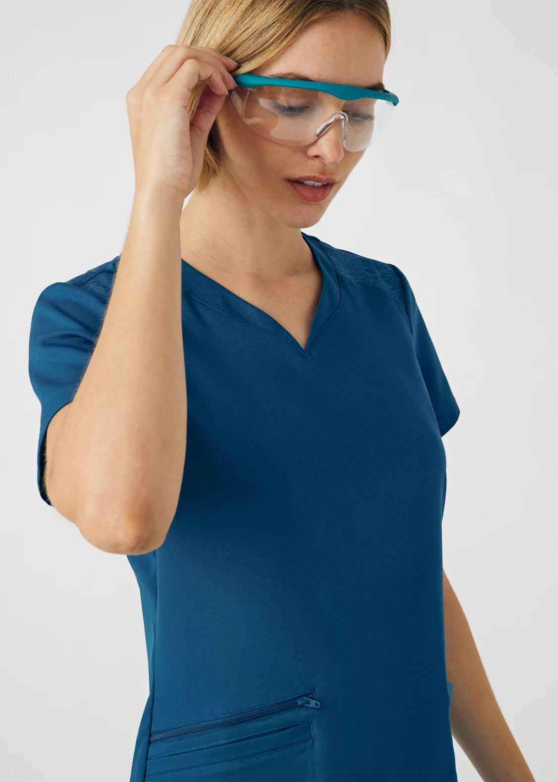 POLERA CLÍNICA MUJER VIBE WT121 CARIBBEAN BLUE