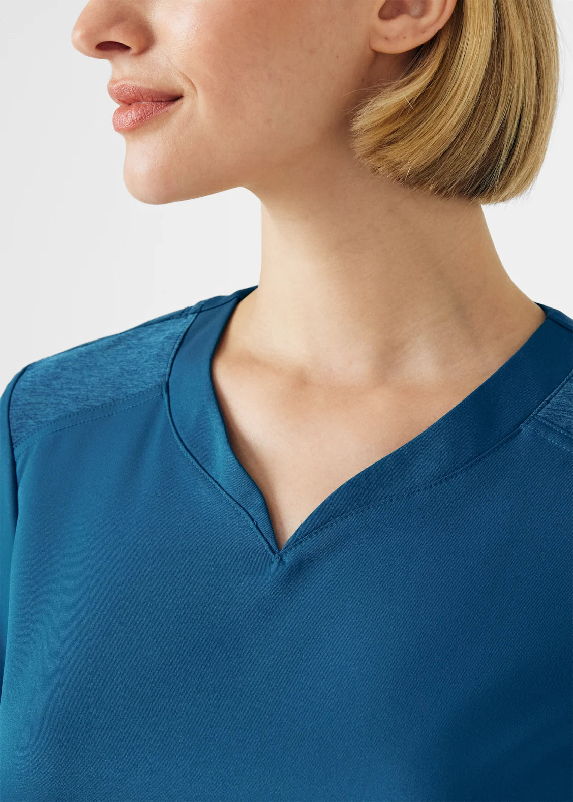 POLERA CLÍNICA MUJER VIBE WT121 CARIBBEAN BLUE