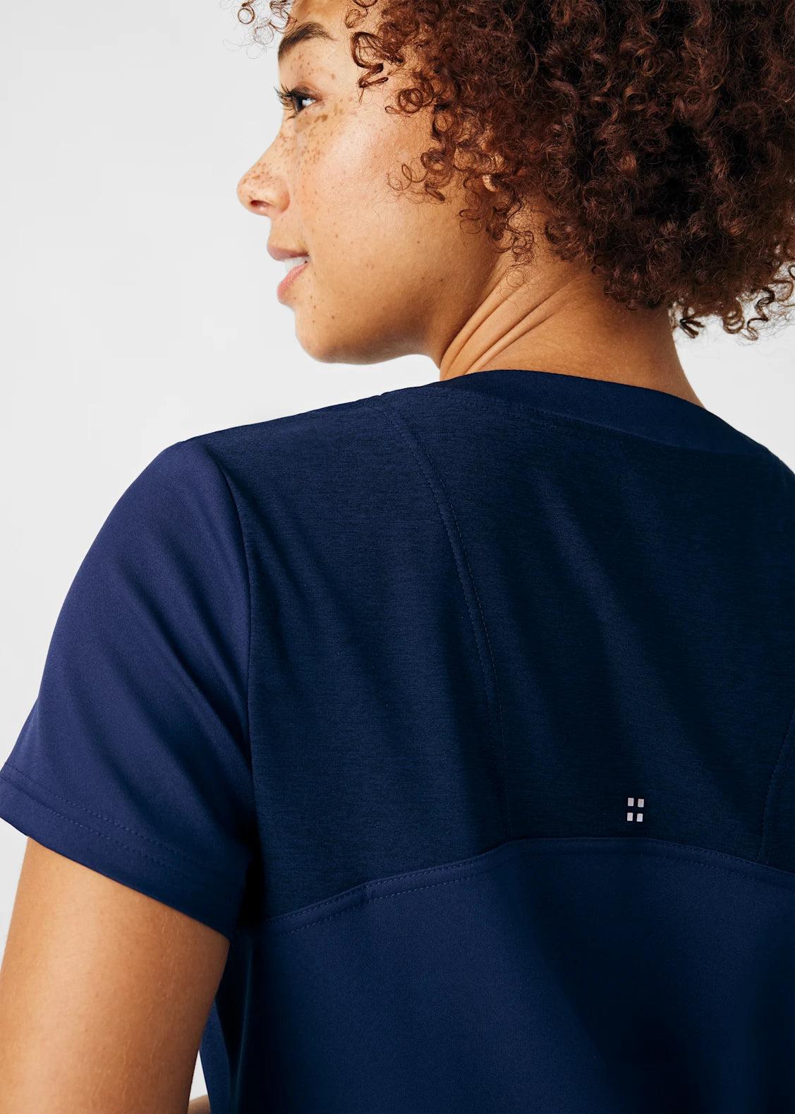 POLERA CLÍNICA MUJER VIBE WT121 AZUL MARINO